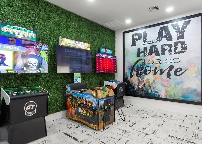 Cozysuites By The Stadium With Pool 13